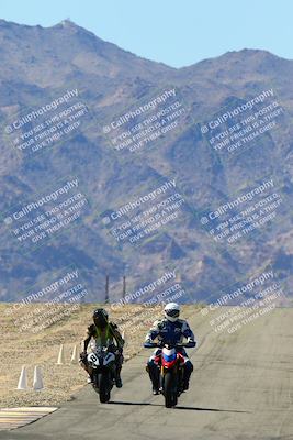 media/Mar-12-2022-SoCal Trackdays (Sat) [[152081554b]]/Turn 10 Braking Zone (11am)/